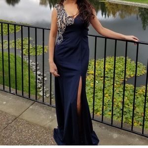 Gorgeous gown dress 😍